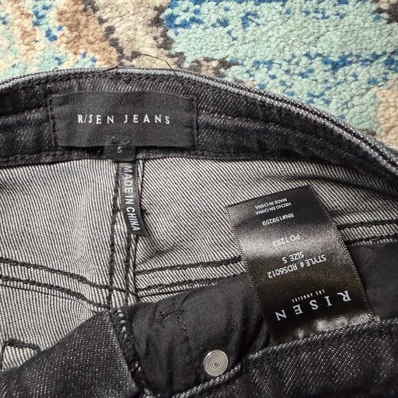 Risen Jeans shorts - Picture 2 of 3